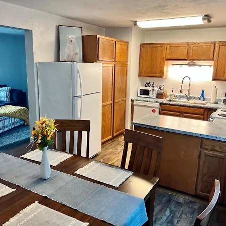 The Perfect 3 Bedroom Apartment - Central Location Fairbanks Exterior photo