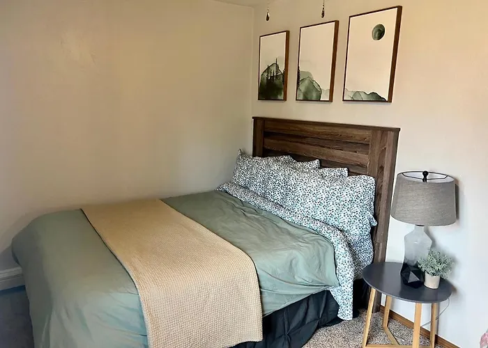 The Perfect 3 Bedroom Apartment - Central Location